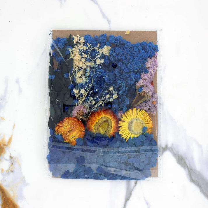 Dried Mixed Flowers D018