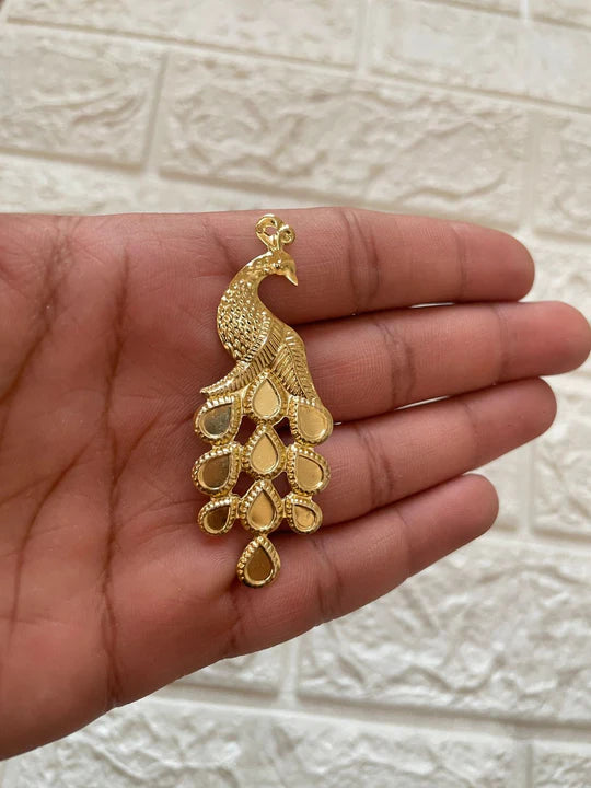 metal peacock charm (6 pcs )