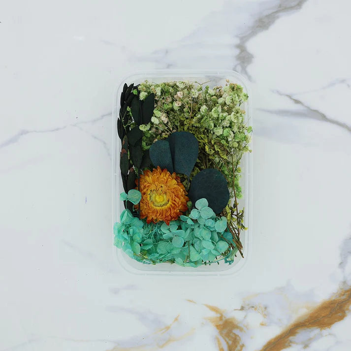 3D Dried Flower Green Theme