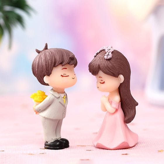 2Pcs Lovely Couple Miniatures