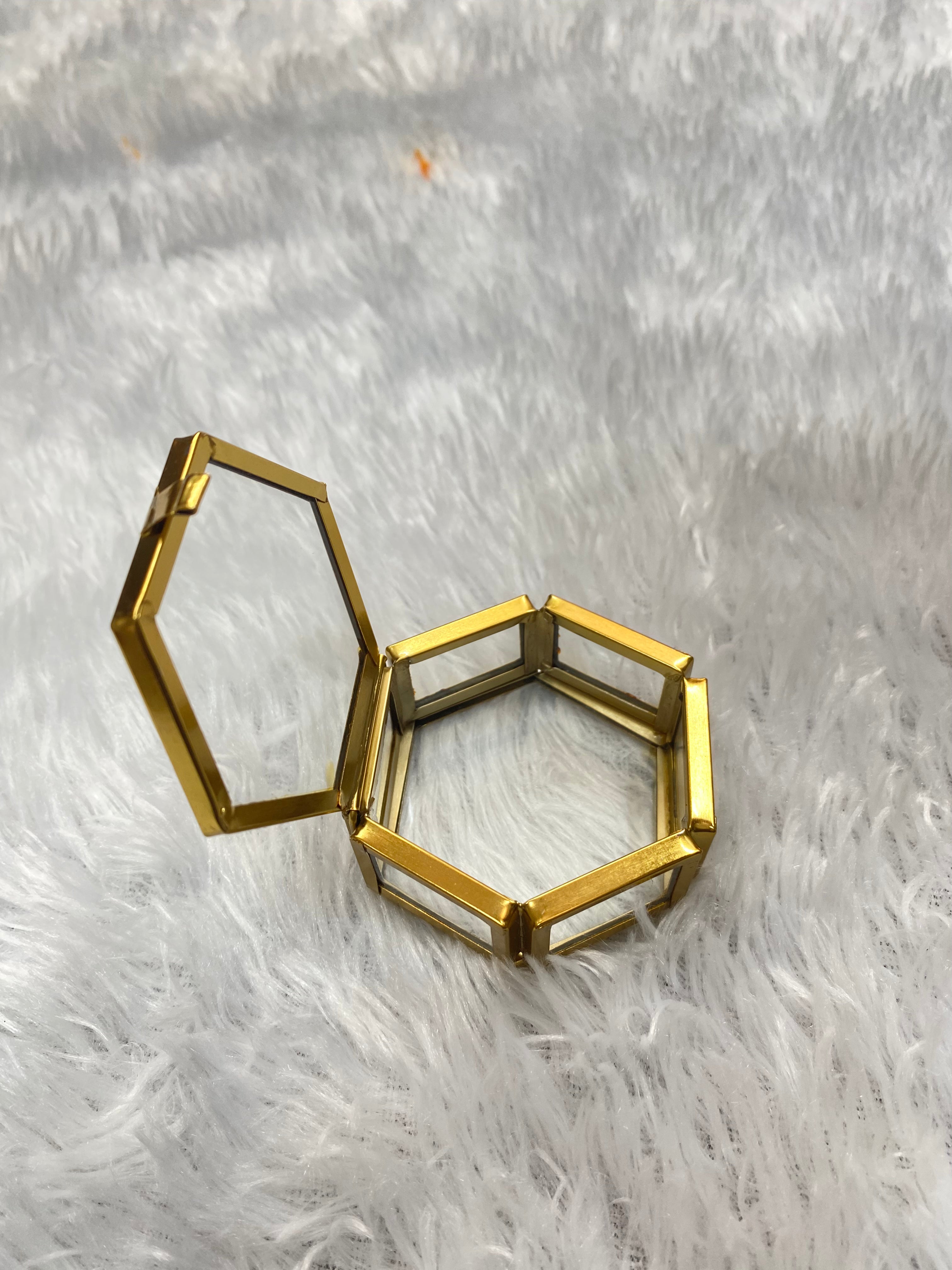 Hexagon vintage Box- Small